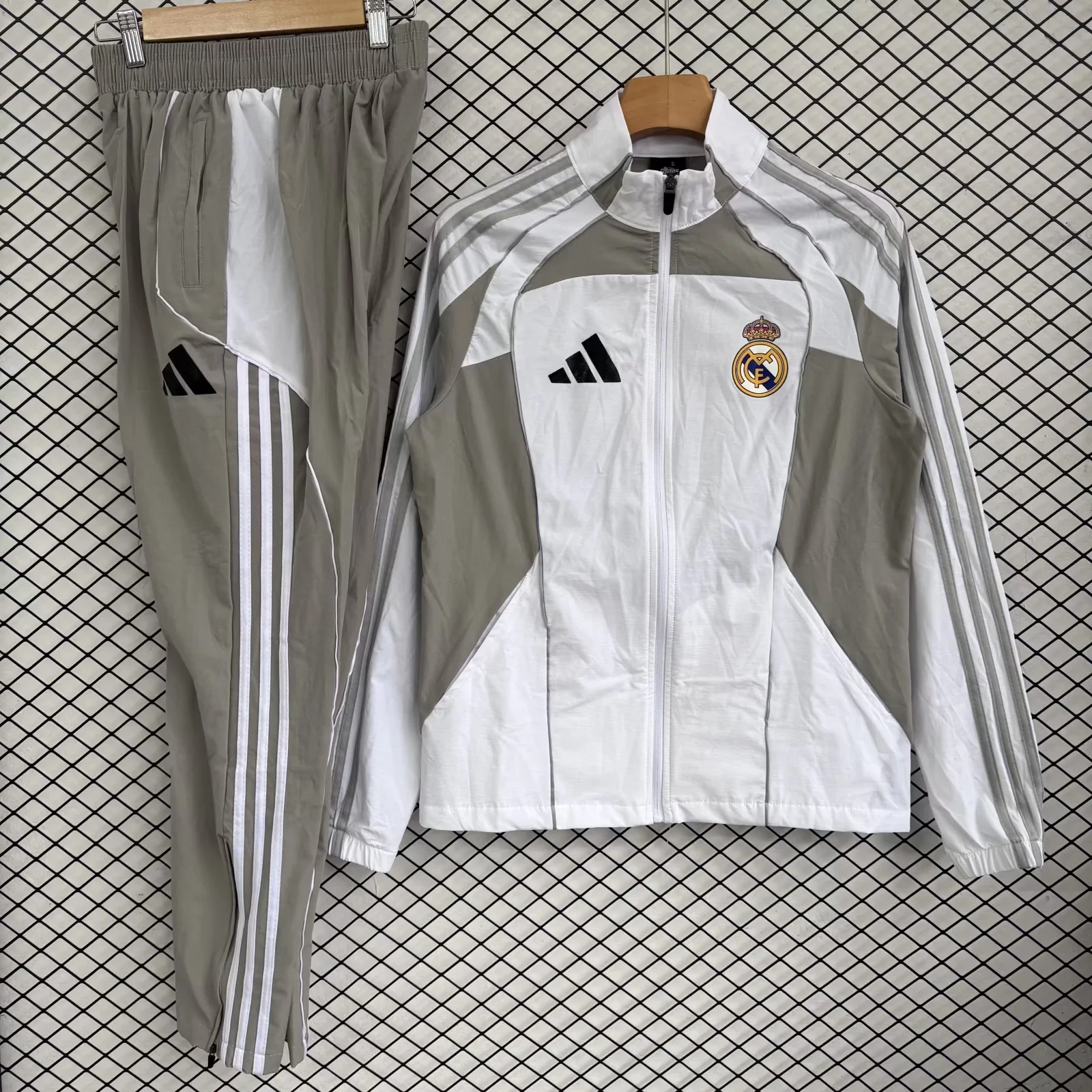 Real Madrid Windbreaker Kit