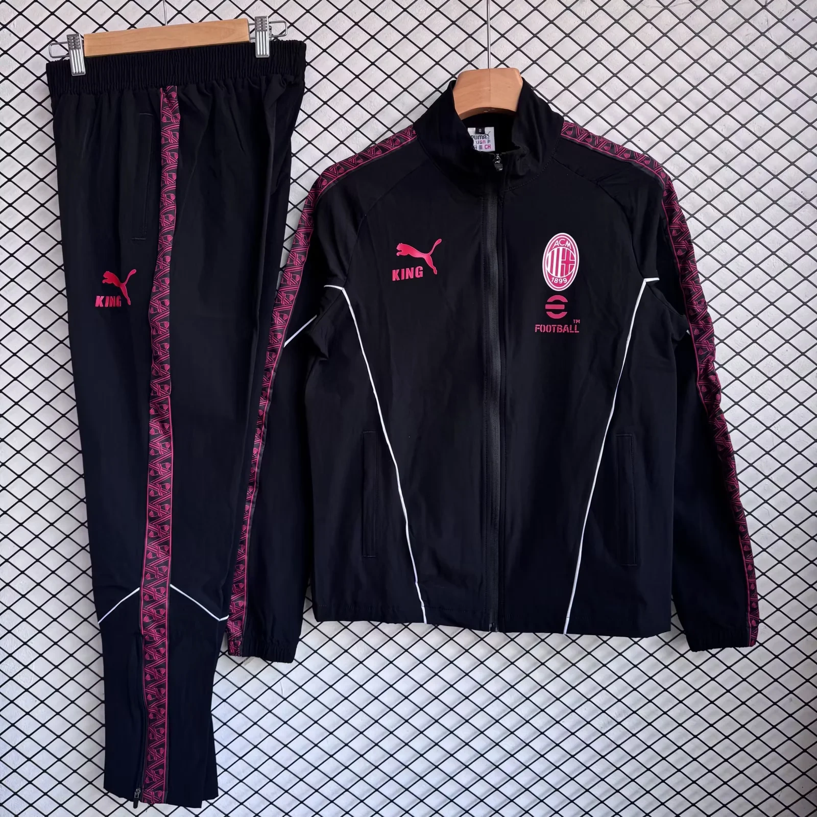 AC Milan Windbreaker Kit