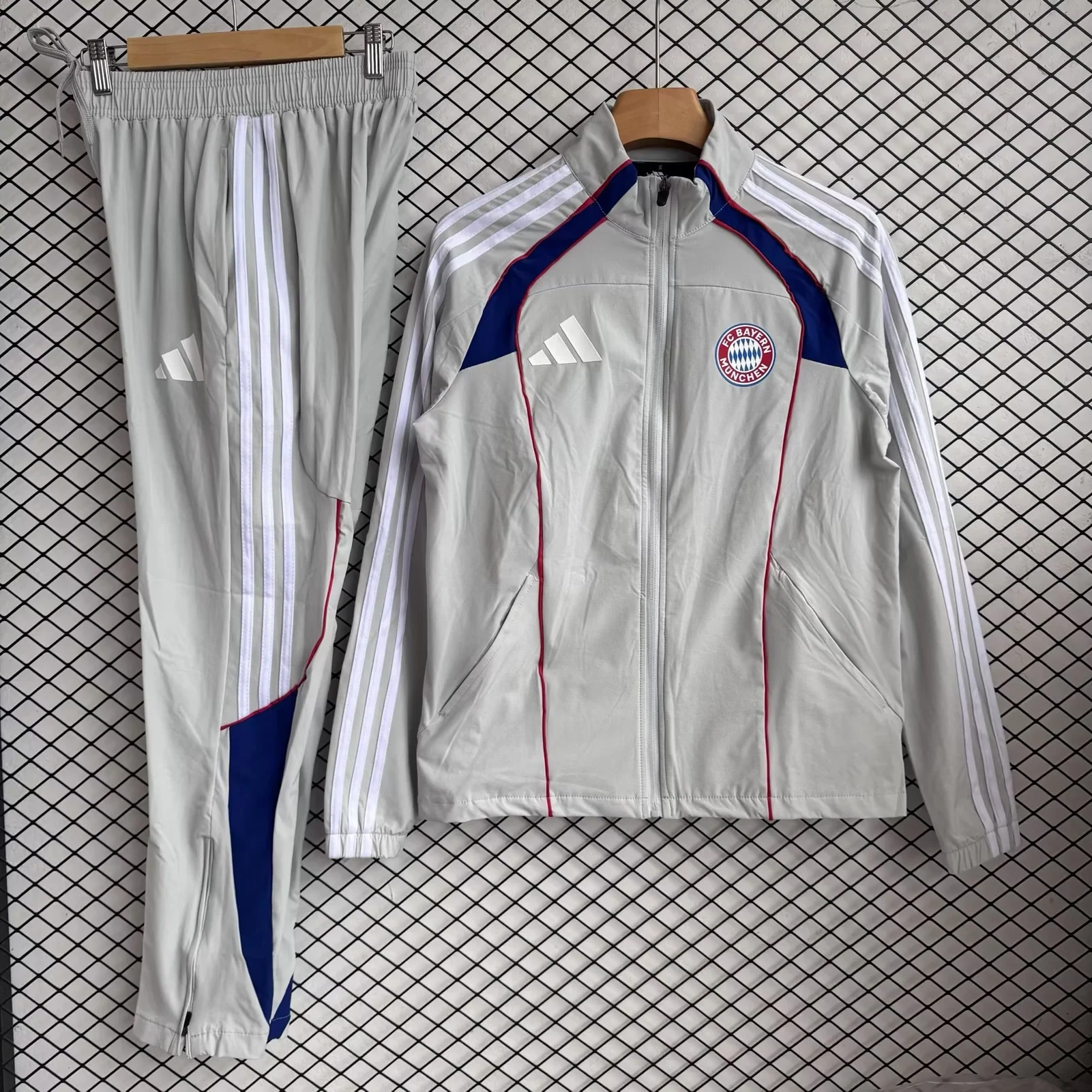 Bayern Munchen Windbreaker Kit