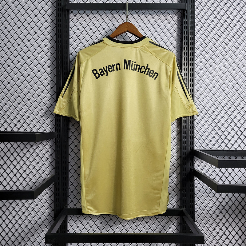 Retro 2004-05 Bayern Munchen Away Retro Football jersey
