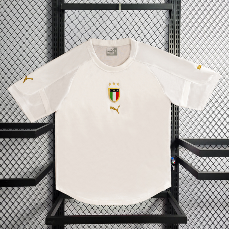 Retro 2004 Italy Away Retro football jersey