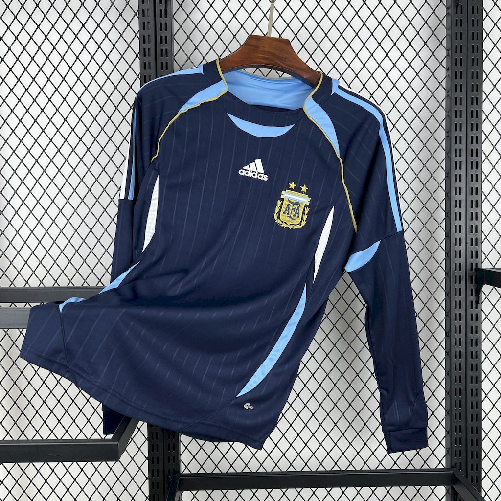 Retro 2006 Argentina away retro MESSI football jersey
