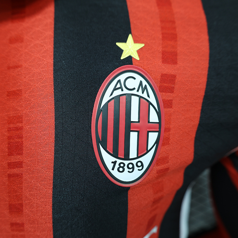Player 2024-25 AC Milan Home Long Sleeve  Football Jersey