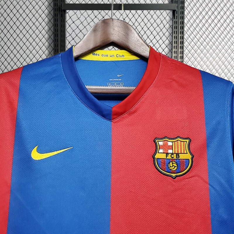 Retro 2006-07 FC Barcelona home Retro Long sleeve XAVI MESSI RONALDINHO DECO ETO'O Football jersey