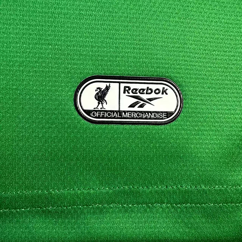 retro 1999-00 Liverpool Away retro football jersey