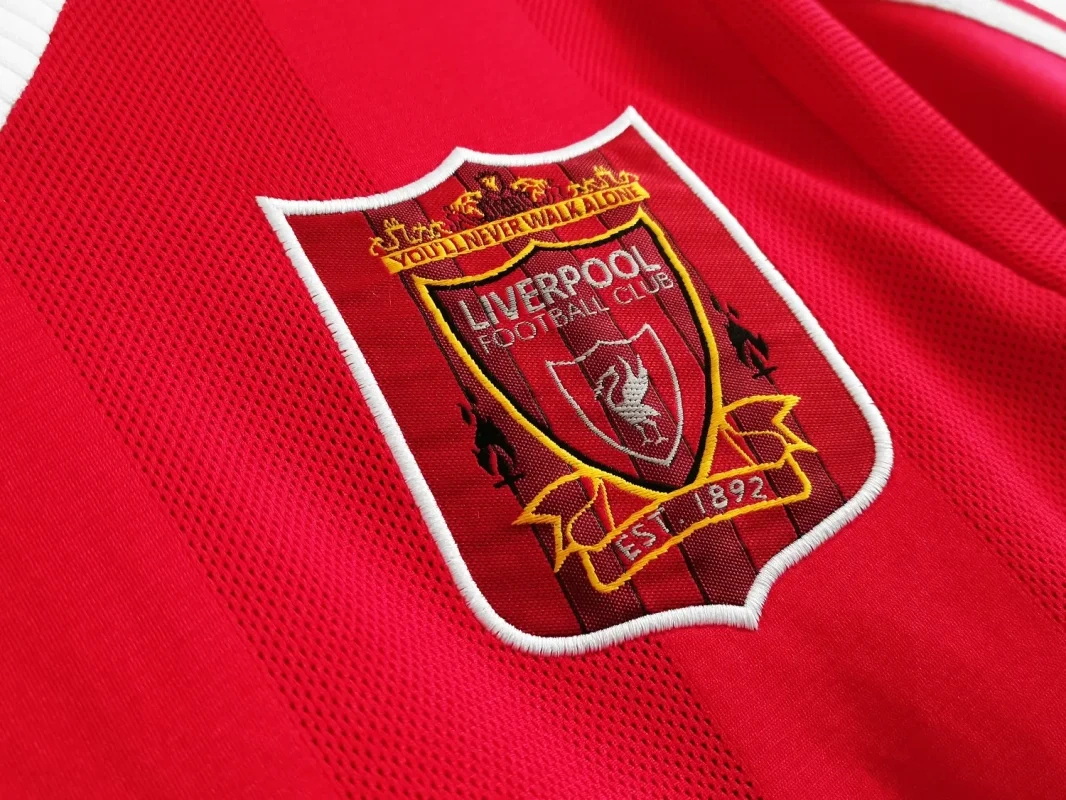 Retro 1995-96 Liverpool Home retro Football jersey