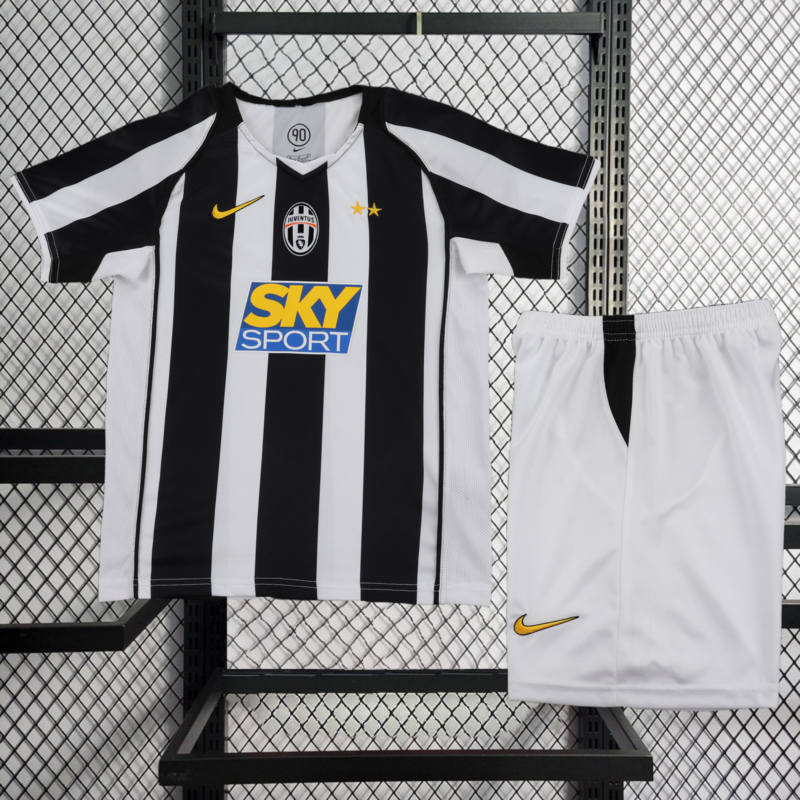 Retro 2004-05 Juventus home Retro Kids football jersey