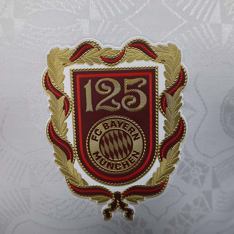 Player 2024-25 Bayern Munchen 125th anniversary white Football jersey