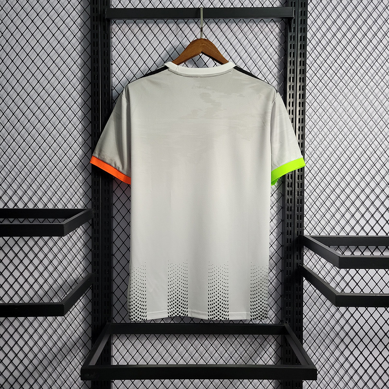 Retro 2019-20 Juventus Retro special edition Ronaldo Bonucci Danilo DYBALA Football jersey