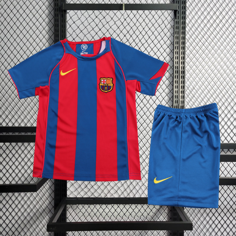 Retro KIDS 2004-05 KIDS Barcelona Home Retro football jersey
