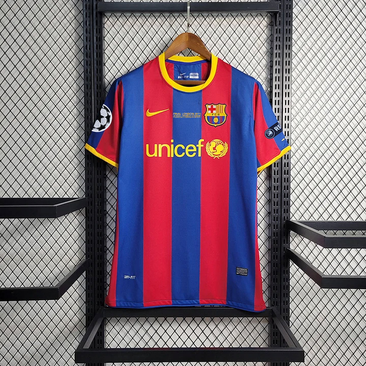 Retro 2010-11 Barcelona home Retro MESSI PIQUE IBRAHIMOUIC XAVI A.INISTA PUYOL HENRY Football jersey