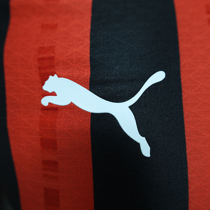 Player 2024-25 AC Milan Home Long Sleeve  Football Jersey