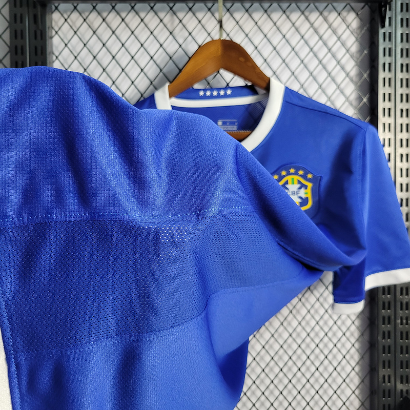 Retro 2006 Brazil Away retro RONALDO Ronaldinho KAKA R.CARLOS CAFU ROBINHO Football jersey