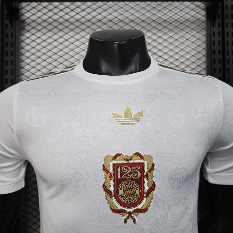 Player 2024-25 Bayern Munchen 125th anniversary white Football jersey