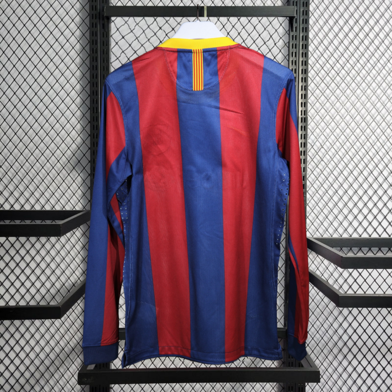 Retro Player 2010-11 Barcelona Home Retro Long sleeve Football jersey