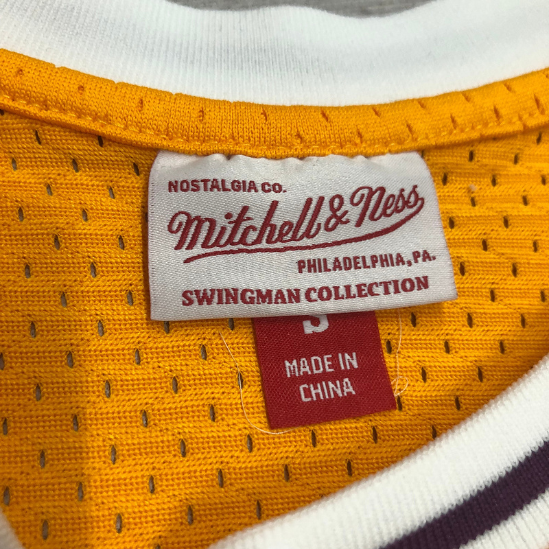 1984-85 NBA Lakers  32 JOHNSON Basketball Jersey