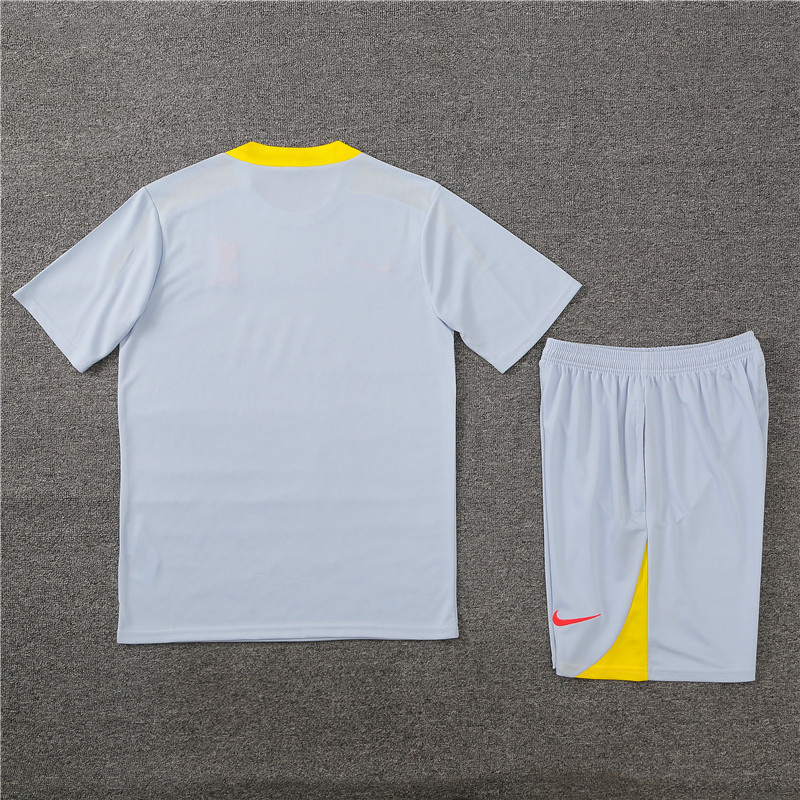 2024-25 liverpool Short Sleeve Kit
