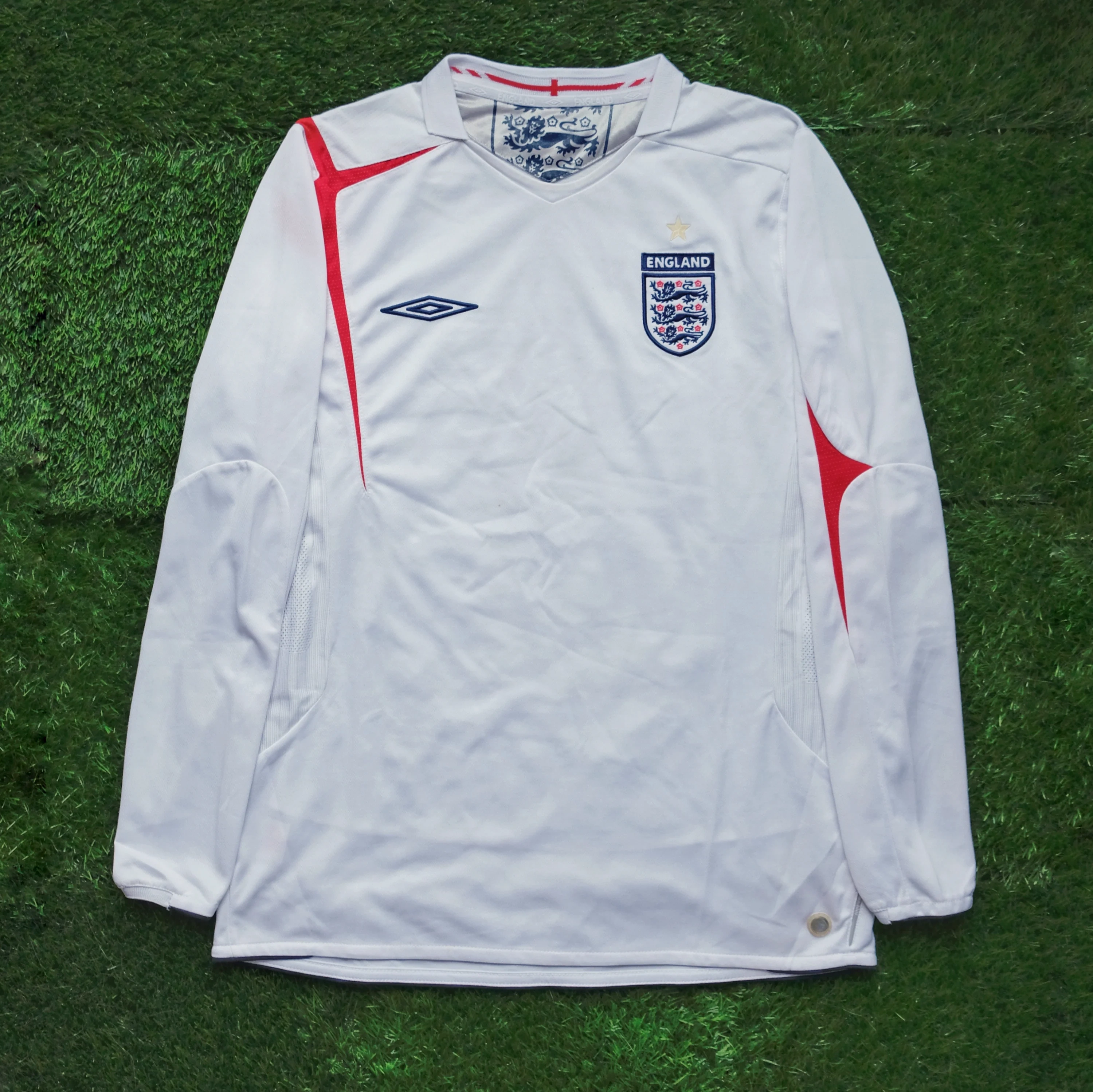 Retro 2006 England Home Retro Long Sleeves Football jersey