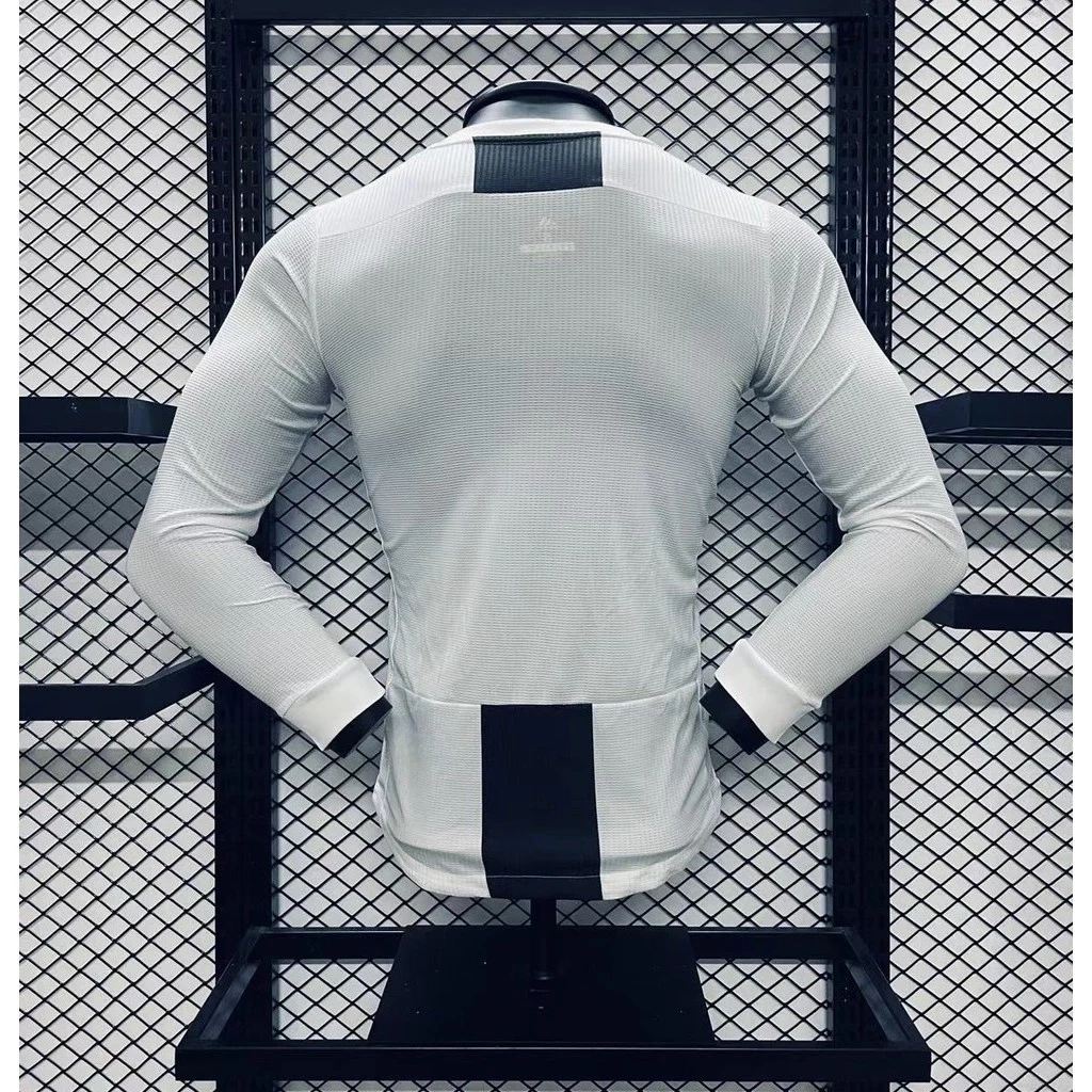 Retro Player 2018-19 Juventus Home Retro Long Sleeve football jersey
