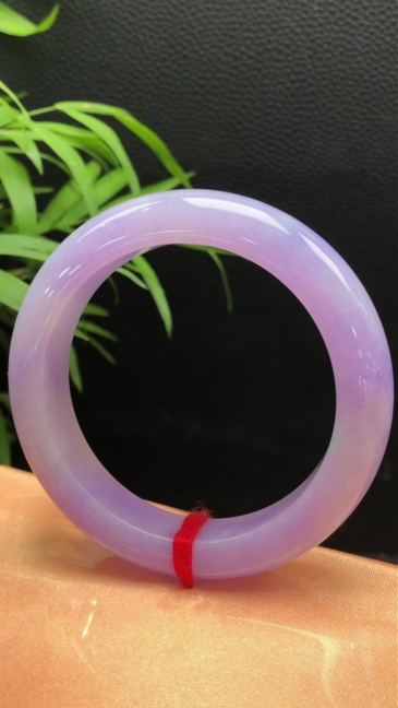 Violet Jadeite Standard Bangle