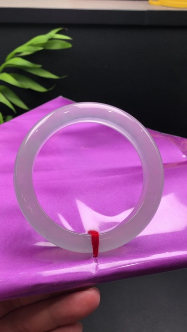 High‑Ice Jadeite Standard Bangle