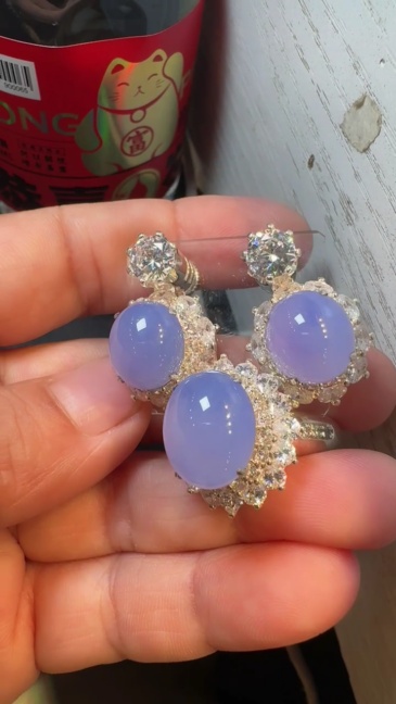 Lavender Jadeite Cabochon Suite