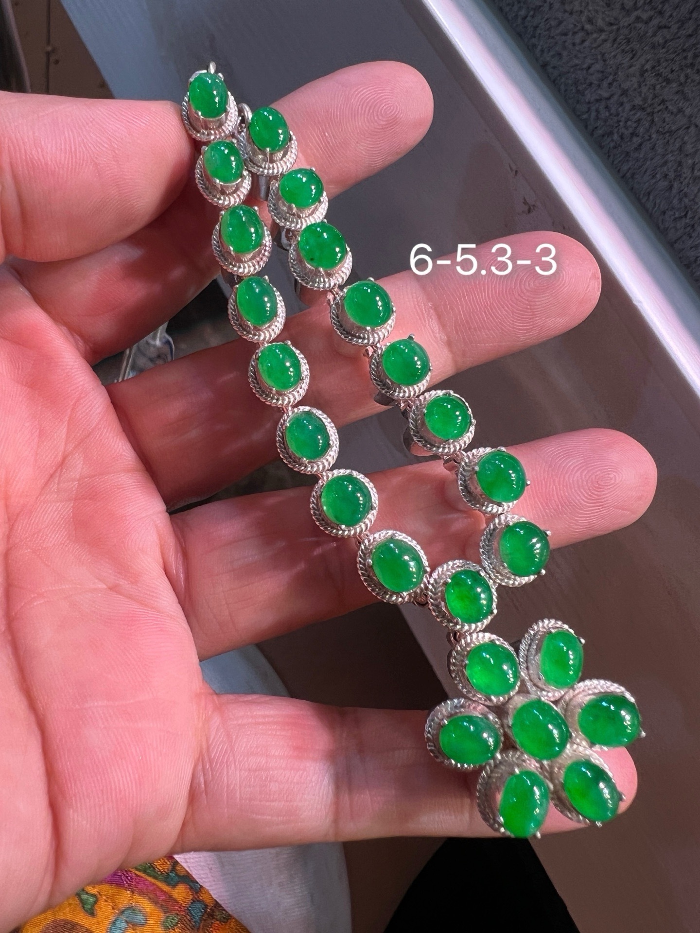 Ice‑Type Vivid Emerald Green Jadeite Cabochon Necklace