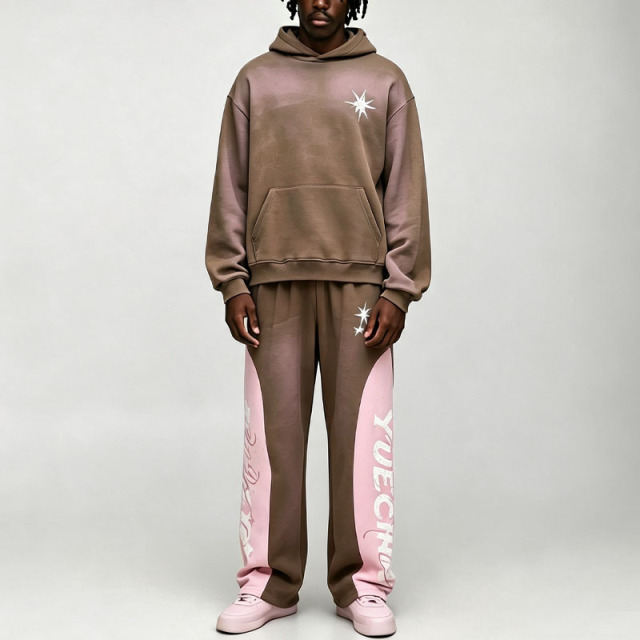 Custom Spray Screen Printing Spliced Contrast Color Panel Boxy Fit Baggy 2 Pieces Brown Pink Fleece Men's Tracksuit Set