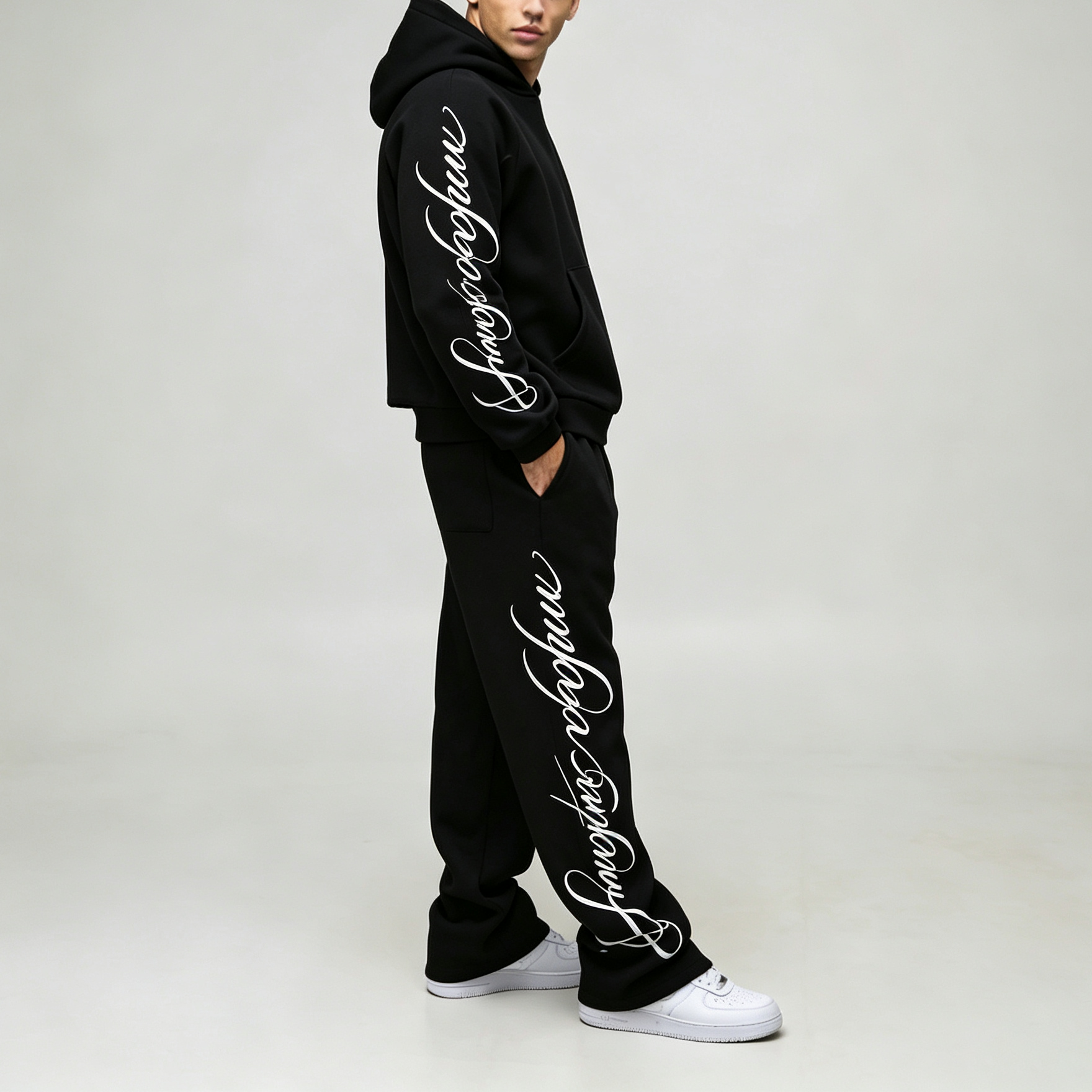 Custom Screen Print Cursive Graphic Black Fleece 2 Pieces Pullover Hoodie Wide Leg Sweatpants Urban Men's Tracksuit Set