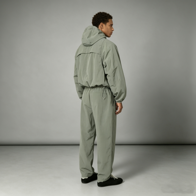 Custom Logo 100% Nylon Men's Tracksuit Set Sage Green Ripstop Grid Hooded Windbreaker Jacket Jogger Pants Two Piece Streetwear
