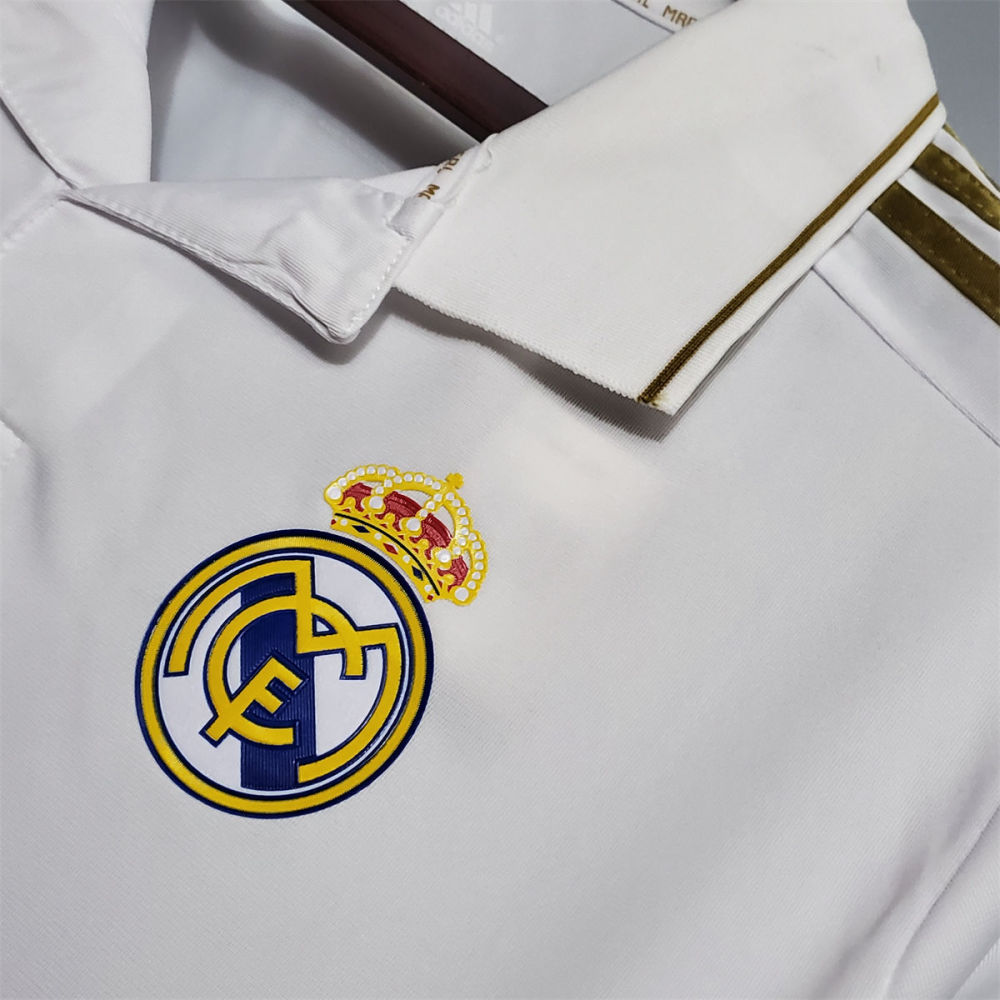 Real Madrid Retro 11/12 home jersey Fan Version