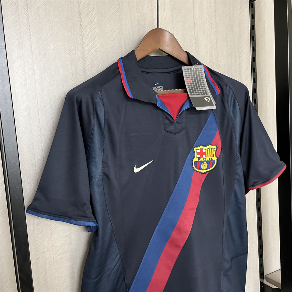 Retro Barcelona 02/03 Third jersey Fan Version