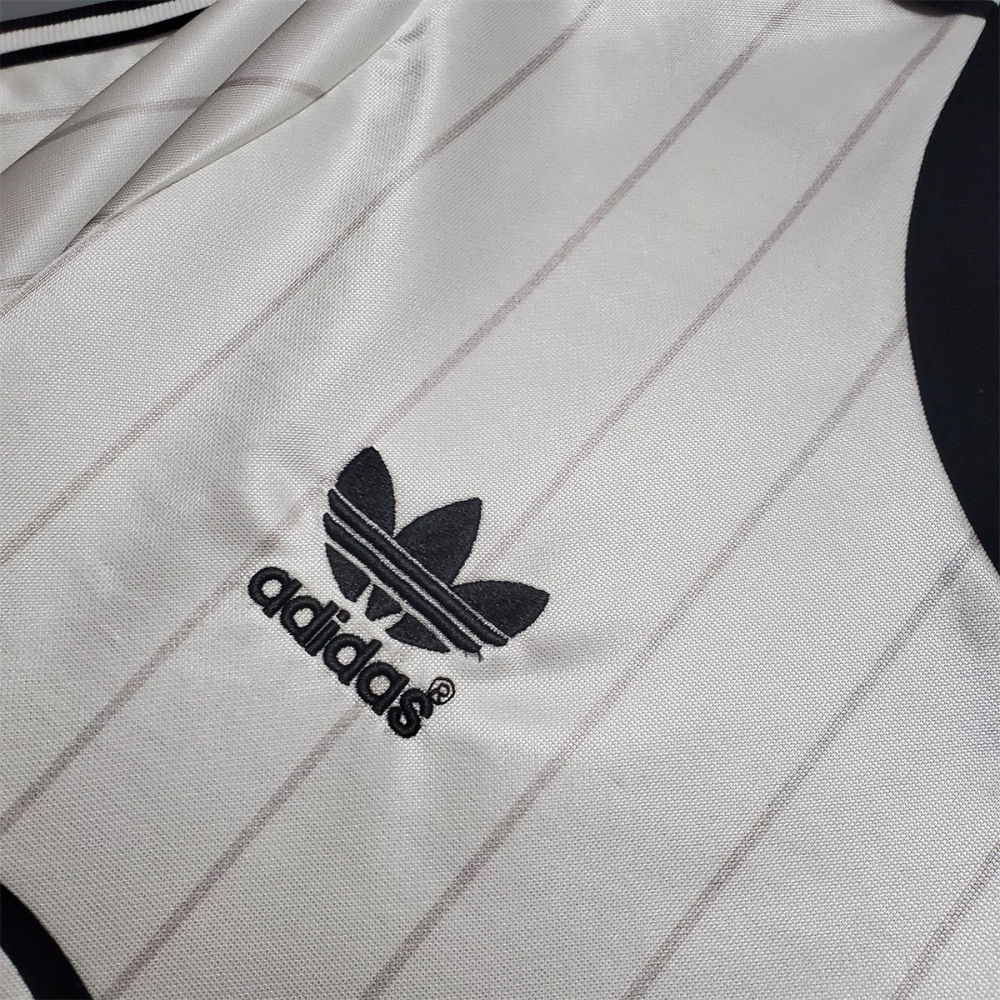 Retro Manchester United 1983 away jersey Fan Version