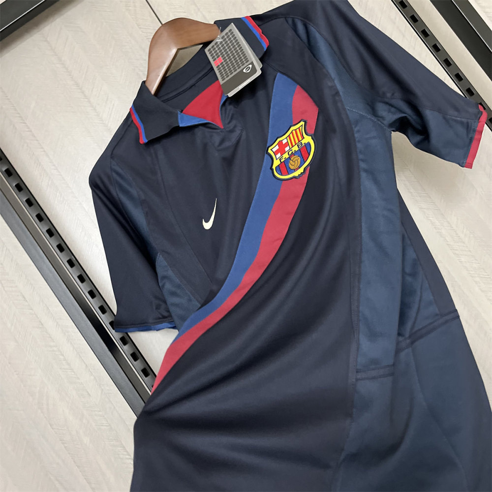 Retro Barcelona 02/03 Third jersey Fan Version