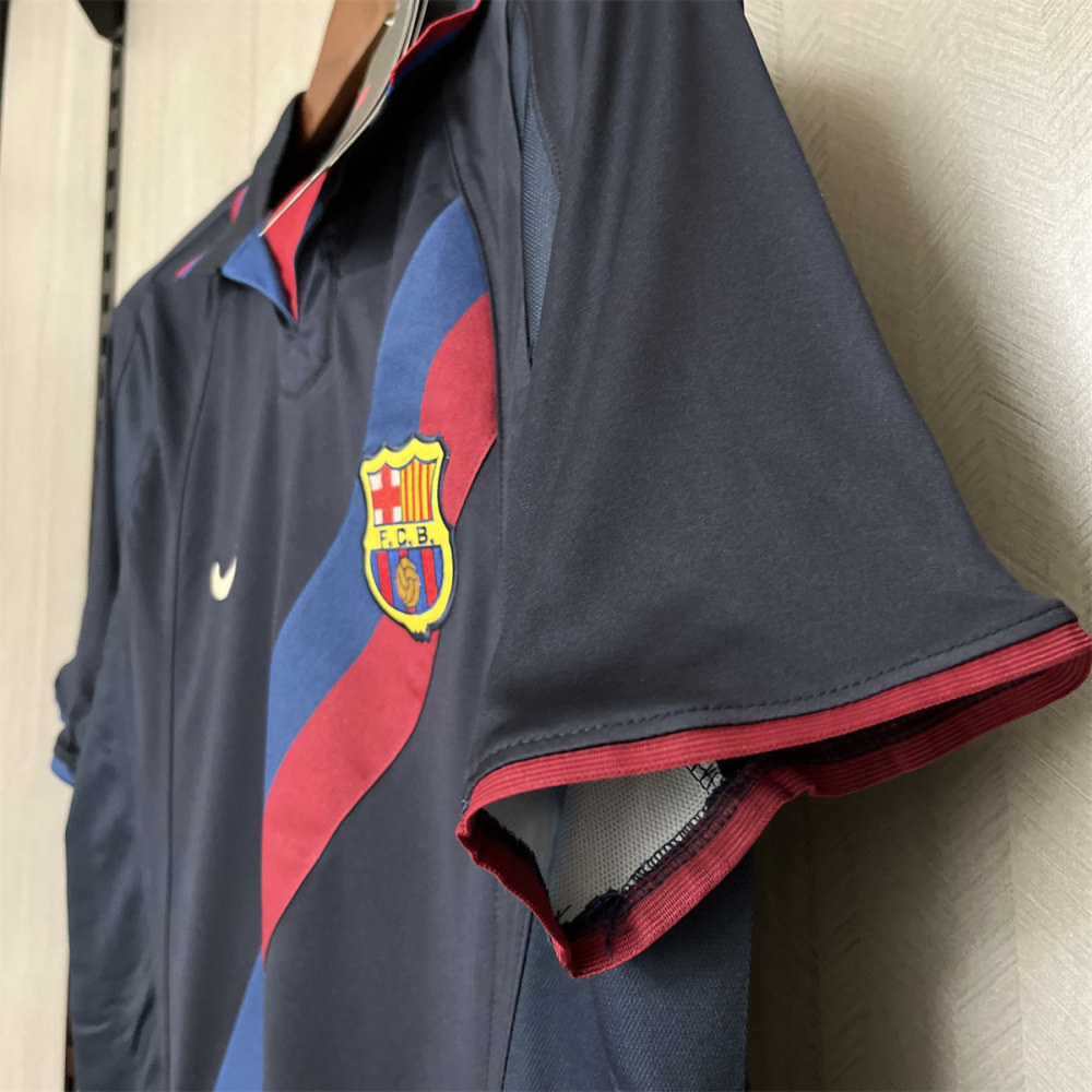 Retro Barcelona 02/03 Third jersey Fan Version