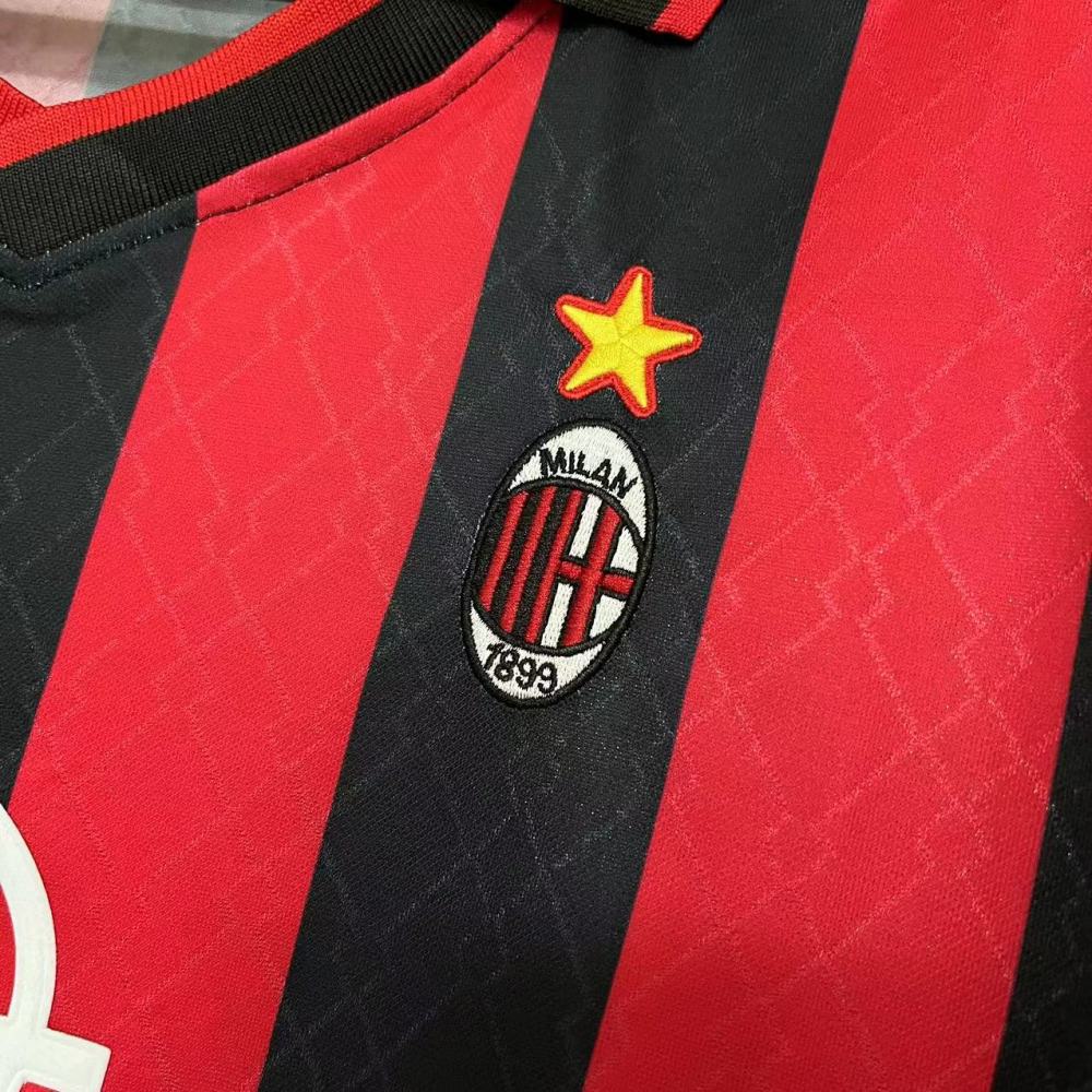 Retro AC Milan 95/96 Home jersey Fan Version
