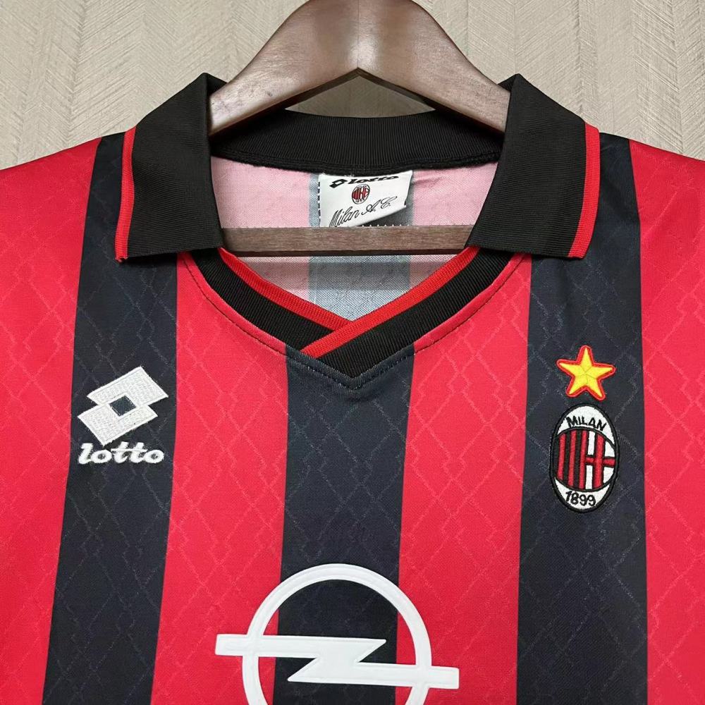 Retro AC Milan 95/96 Home jersey Fan Version
