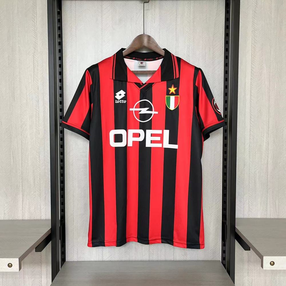 Retro AC Milan 96/97 Home jersey Fan Version