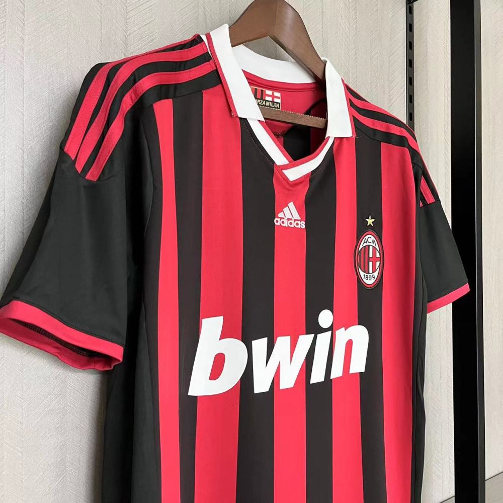 Retro AC Milan 09/10 Home jersey Fan Version