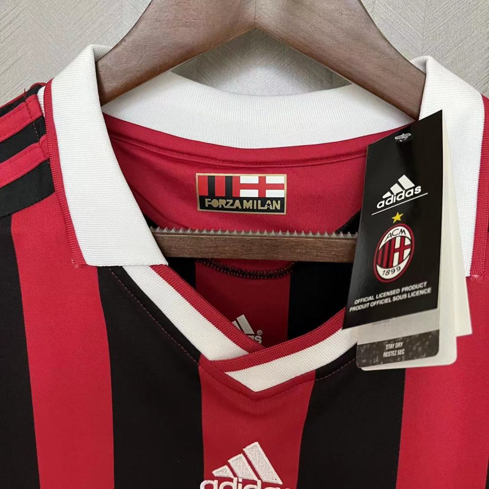 Retro AC Milan 09/10 Home jersey Fan Version