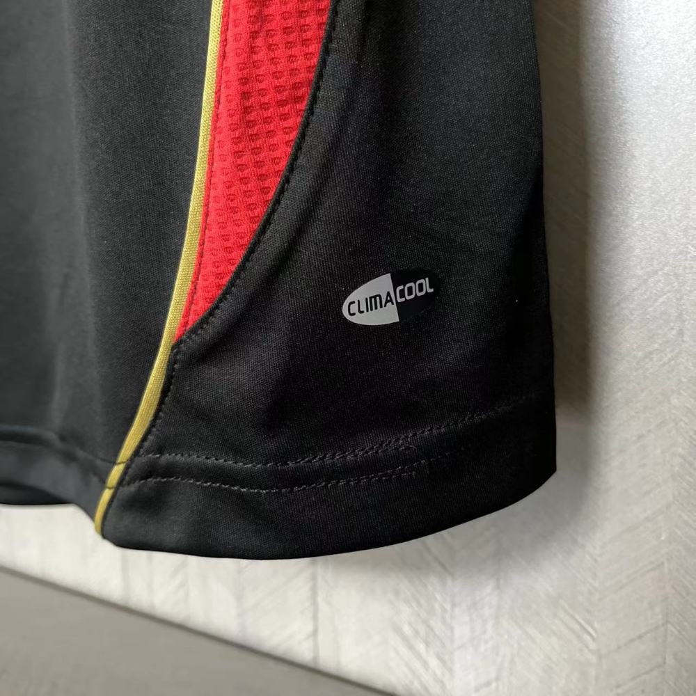 Retro AC Milan 2006 Third Away jersey Fan Version