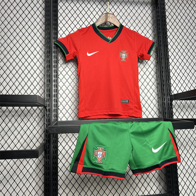 24/25 Portugal Euro Home jersey Kid Kits Size 16-28