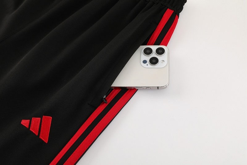 2024 Manchester United Black Jacket Training Suit Set Football Team Shirt Sports Fashion