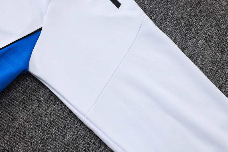 202526 Manchester United White Long-sleeved half-pull training kit Football team kit
