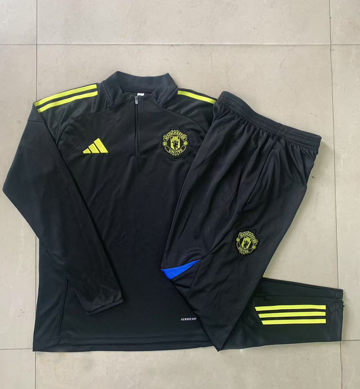 202526 Manchester United Black Long-sleeved half-pull training kit Football team kit