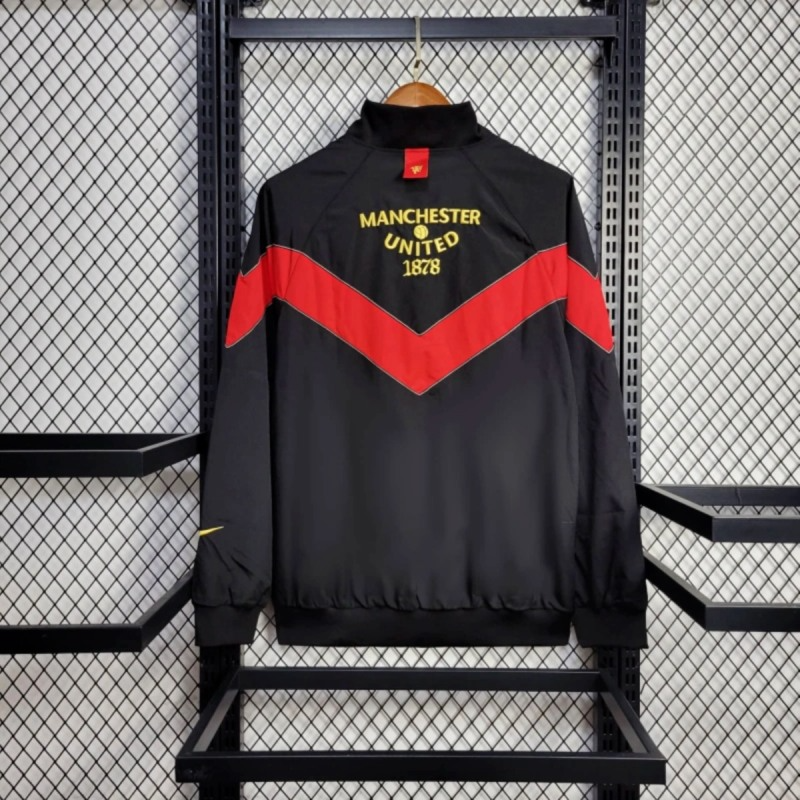 2025 Manchester United Black White Windbreaker Sport Unifom jersey Sport Unifom