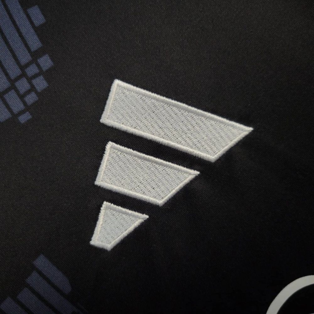 2025/26 Frankfurt Second Away Jersey Fan Version