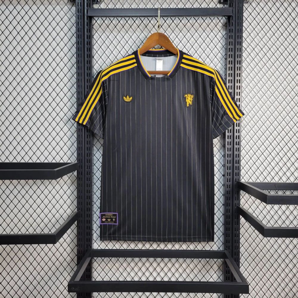 2025/26 Manchester United Casual Balck jersey Fan version