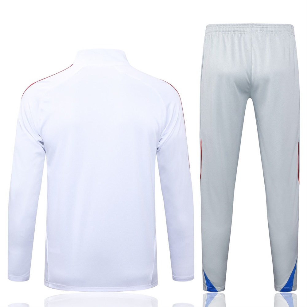 202526 Bayern Munich white Long-sleeved half-pull training kit Football team kit