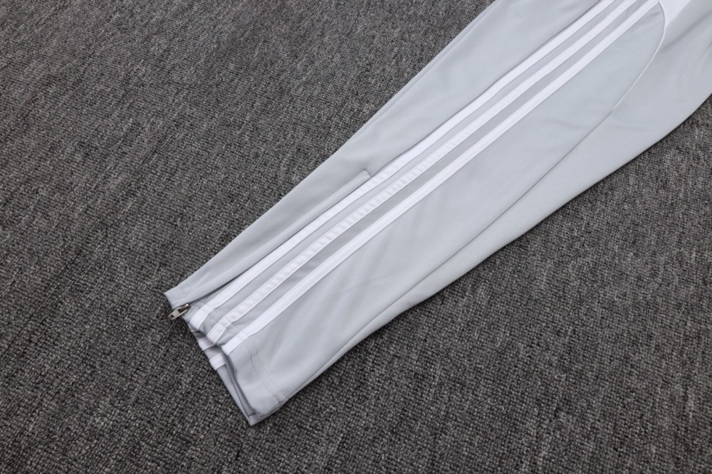202526 Real Madrid off-white gray Long-sleeved half-pull training kit Football team kit
